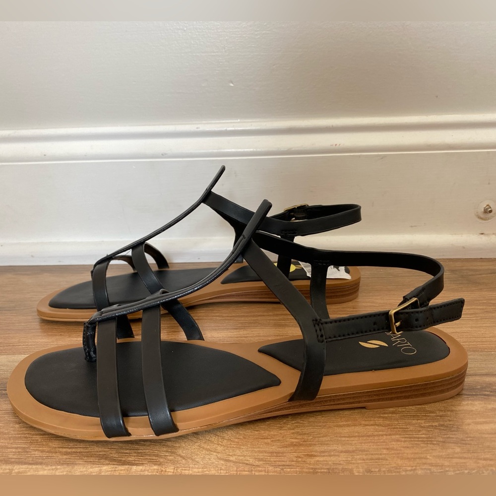 Franco Sarto Gemelli sandals black size 9 NWOT